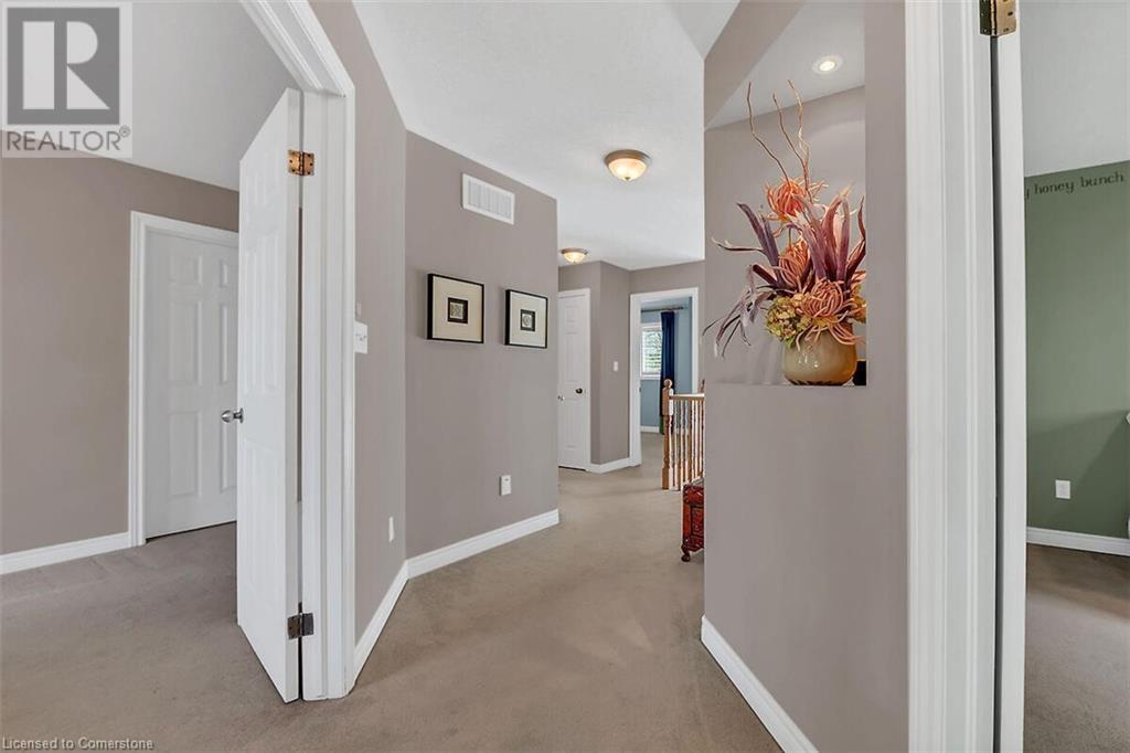 Photo 29 of 4 Moonstone Court, Hamilton ON