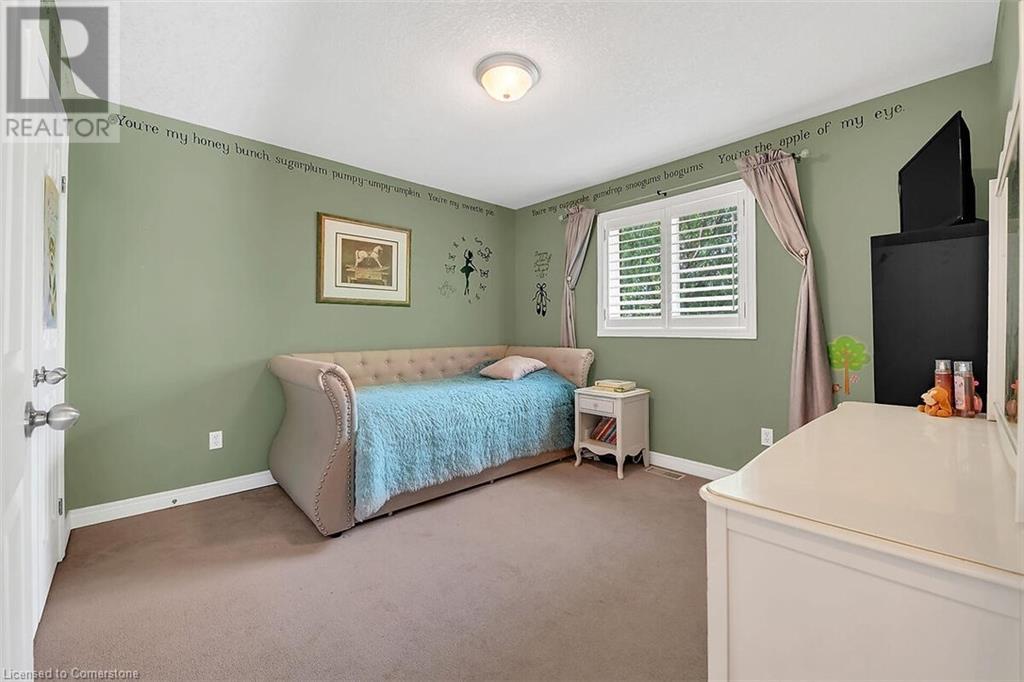 Photo 30 of 4 Moonstone Court, Hamilton ON