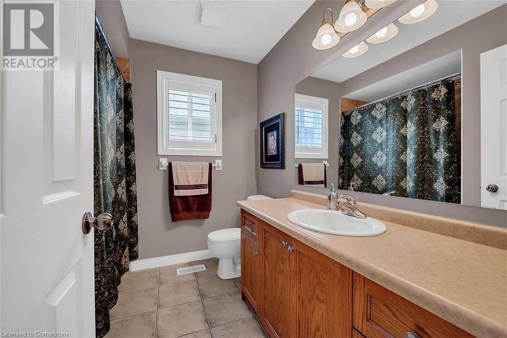 Photo 32 of 4 Moonstone Court, Hamilton ON