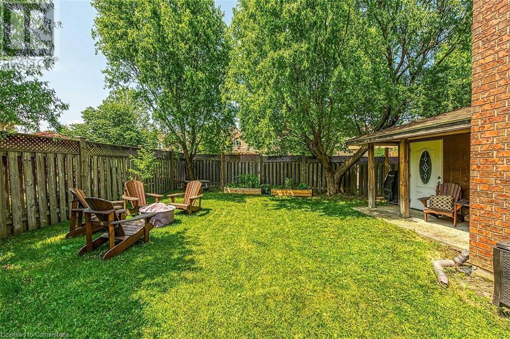 Photo 47 of 4 Moonstone Court, Hamilton ON