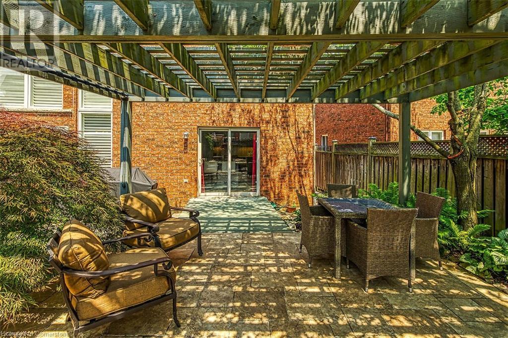 Photo 43 of 4 Moonstone Court, Hamilton ON