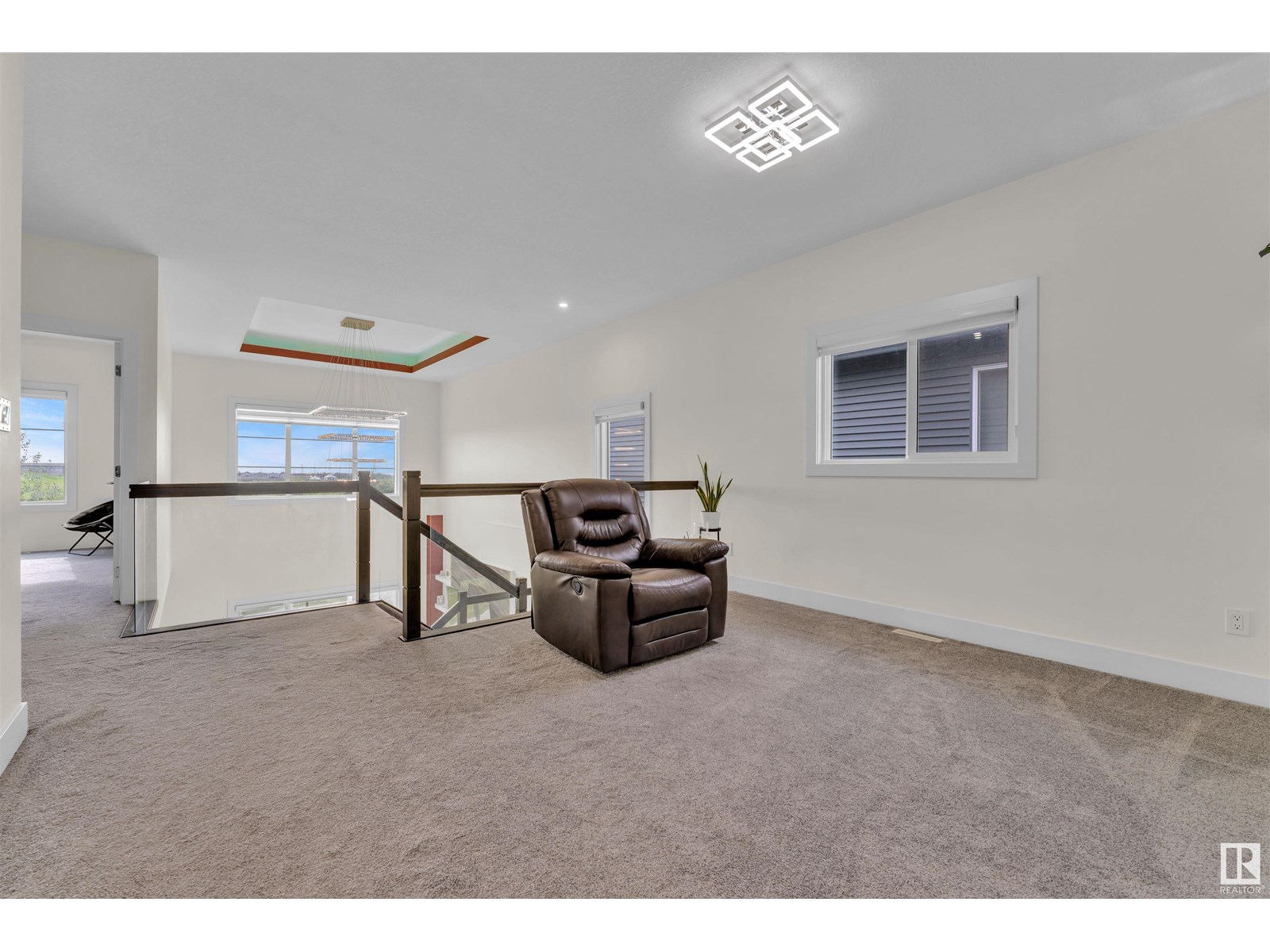 Photo 46 of 220 42 St Sw, Edmonton AB