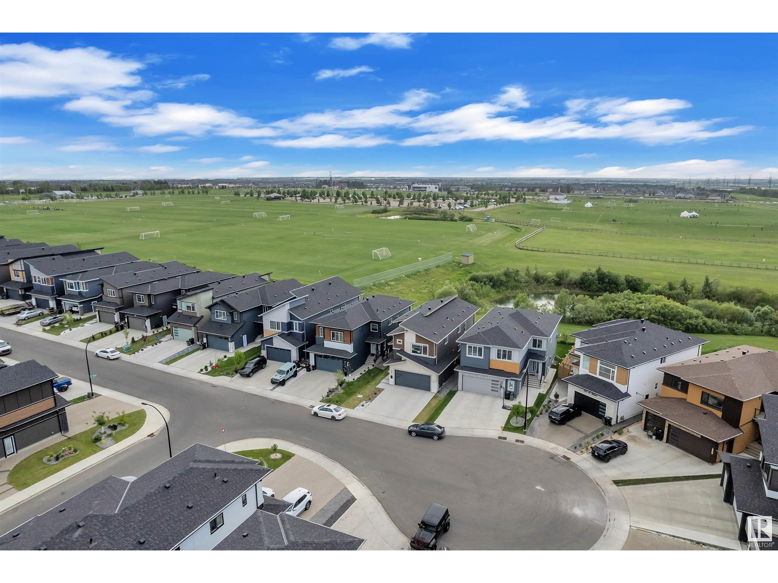 Photo 21 of 220 42 St Sw, Edmonton AB