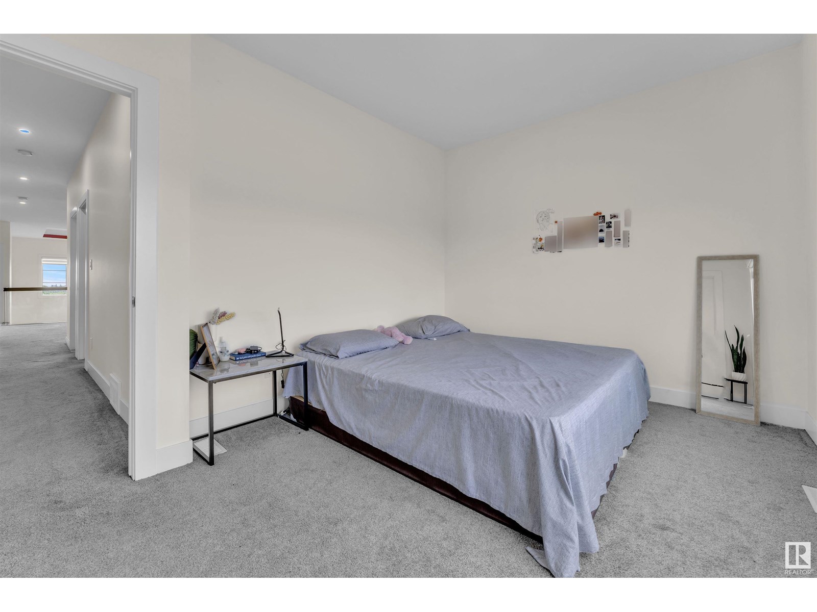 Photo 10 of 220 42 St Sw, Edmonton AB