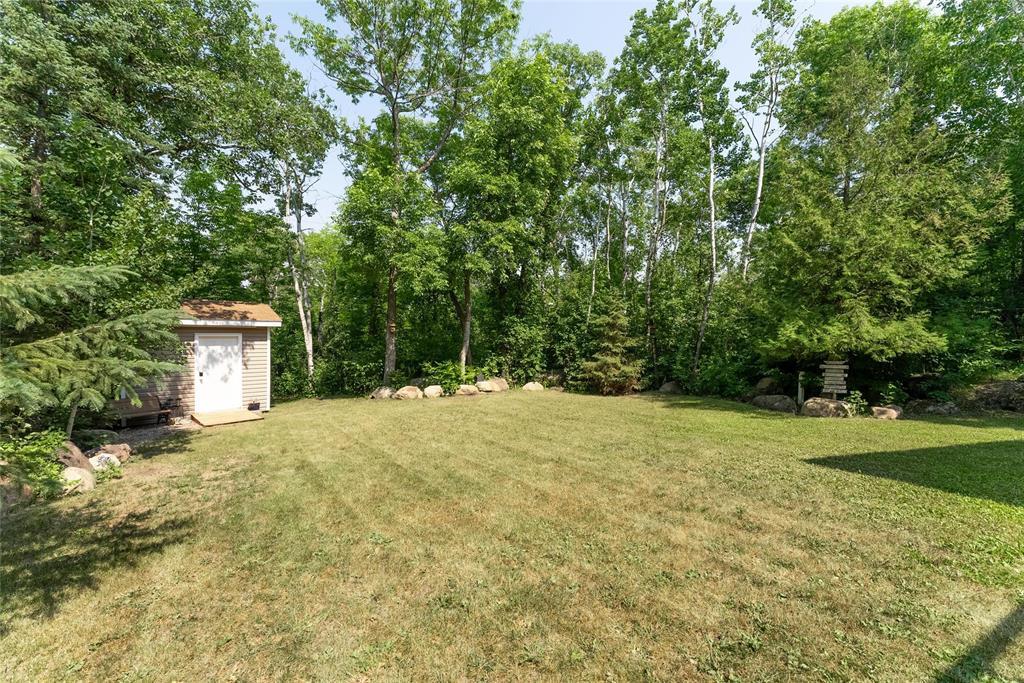 Photo 33 of 19 Birchwood Road, Hillside Beach MB