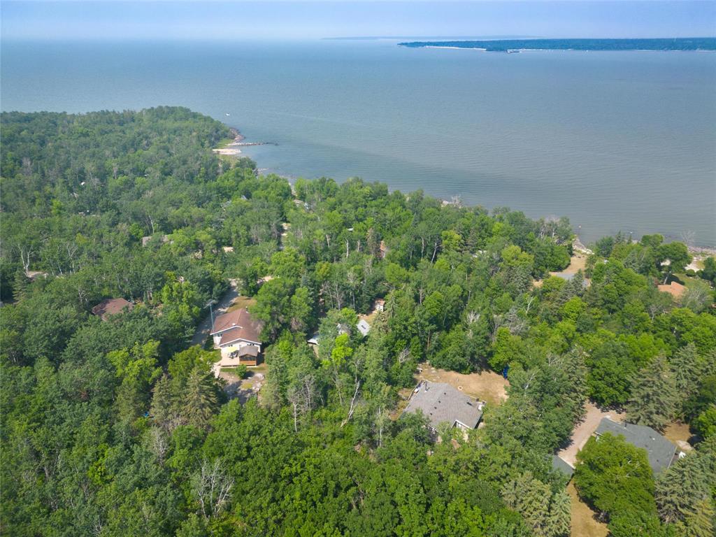 Photo 14 of 19 Birchwood Road, Hillside Beach MB