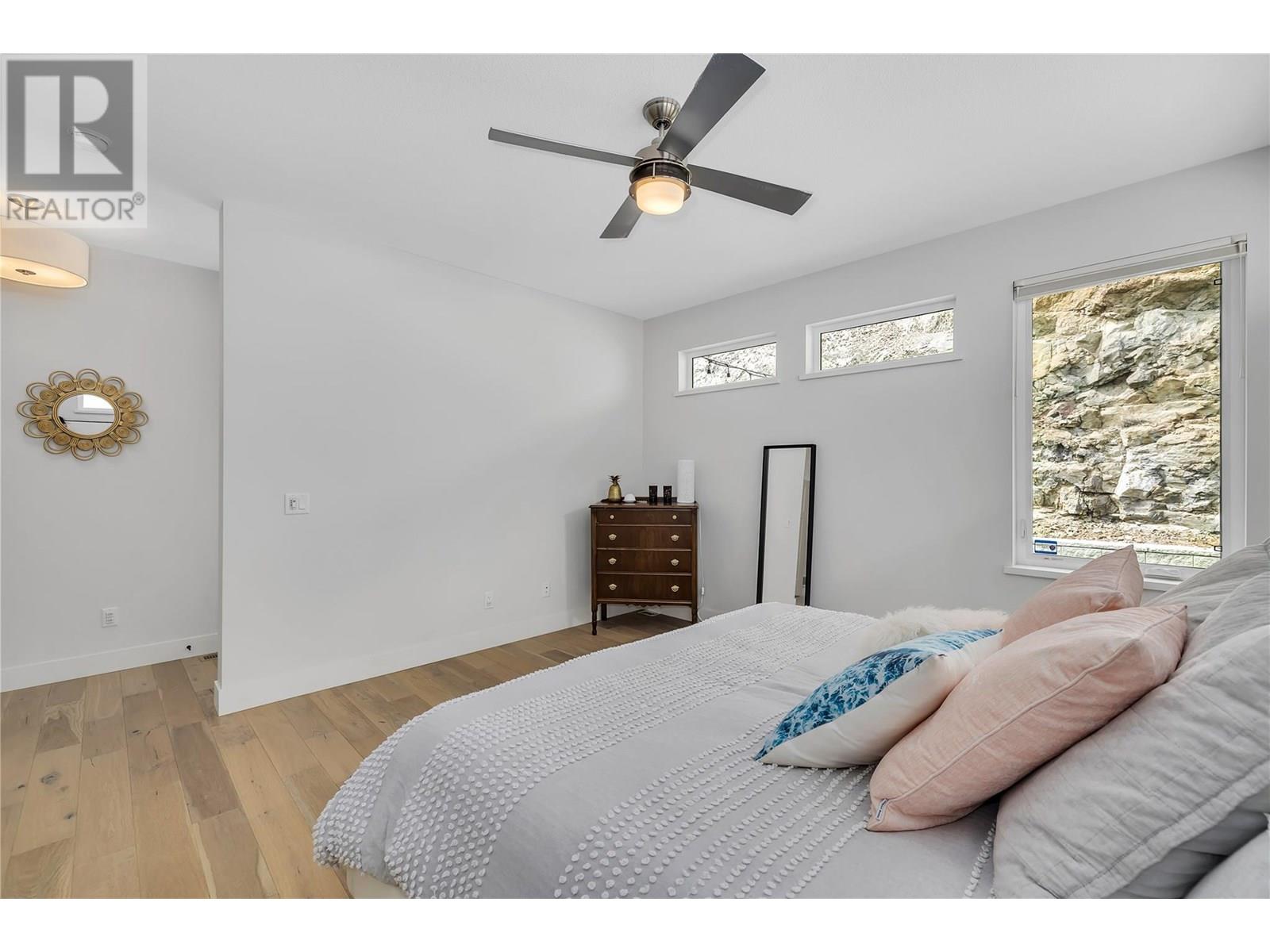  2558 Crown Crest Drive, West Kelowna
