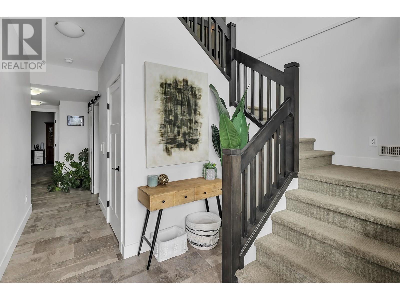  2558 Crown Crest Drive, West Kelowna