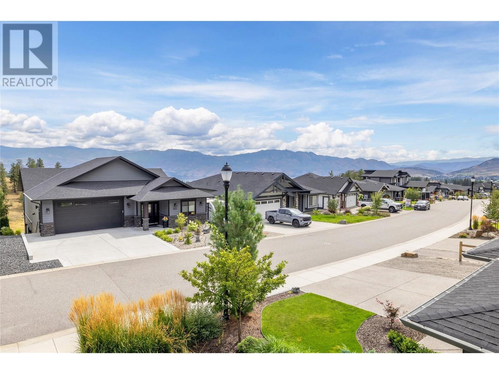  2558 Crown Crest Drive, West Kelowna