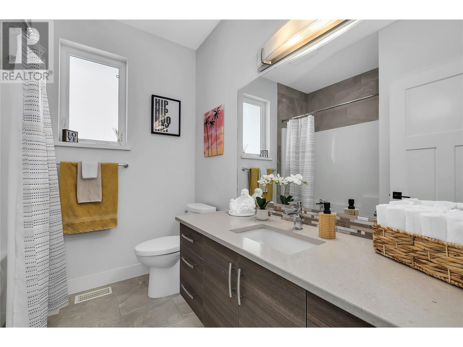  2558 Crown Crest Drive, West Kelowna