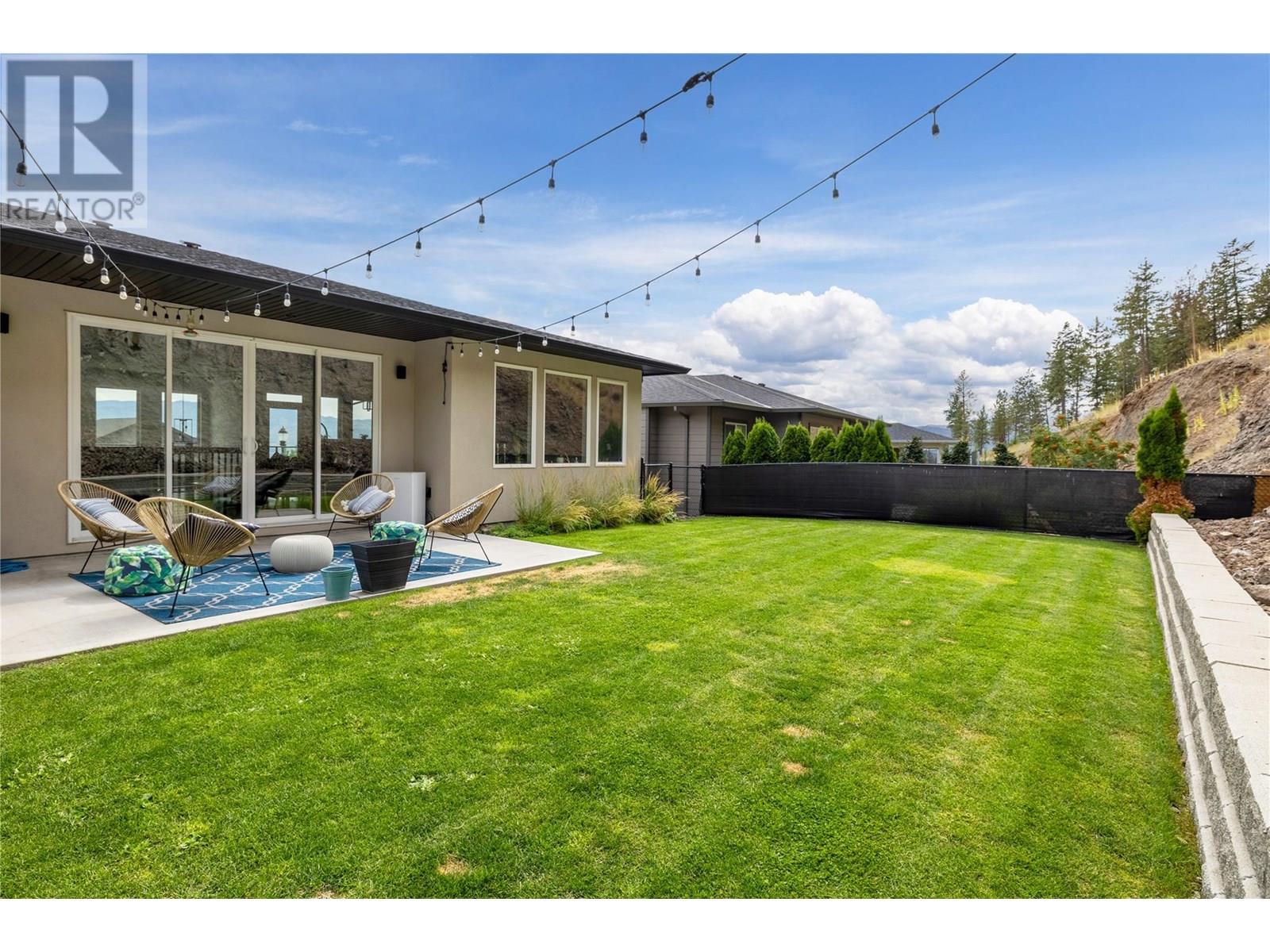 2558 Crown Crest Drive, West Kelowna