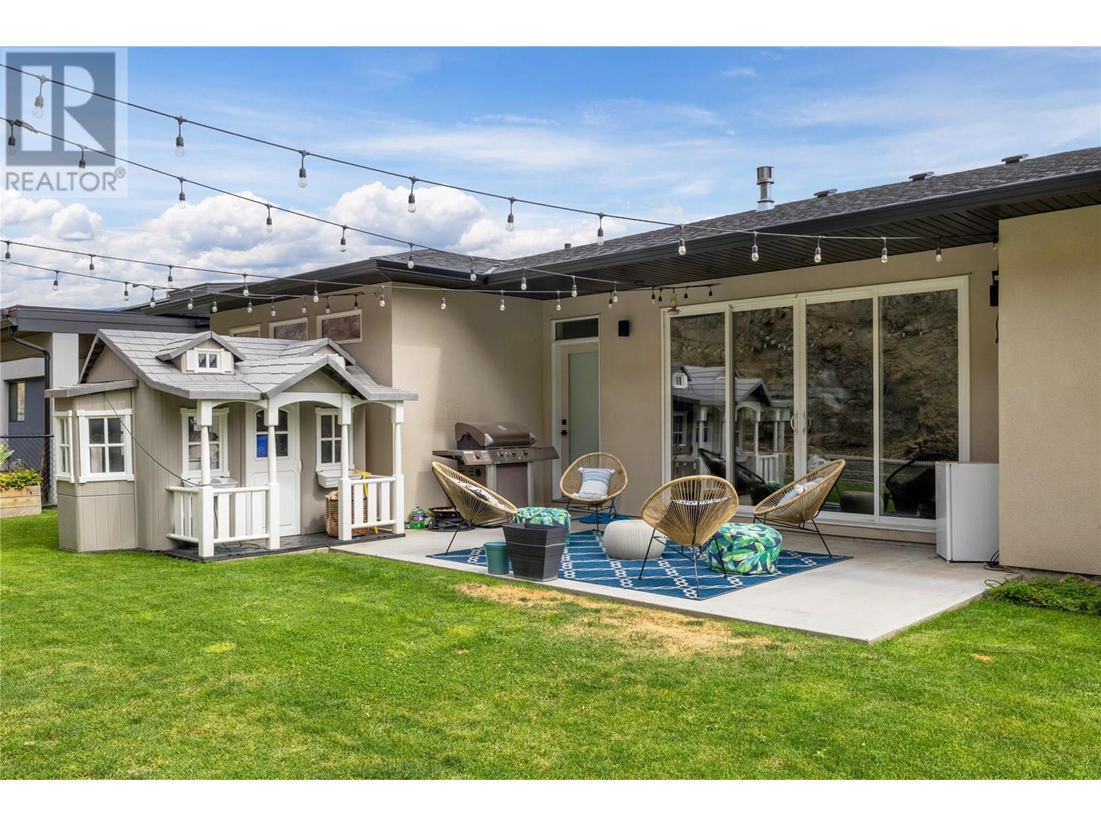  2558 Crown Crest Drive, West Kelowna