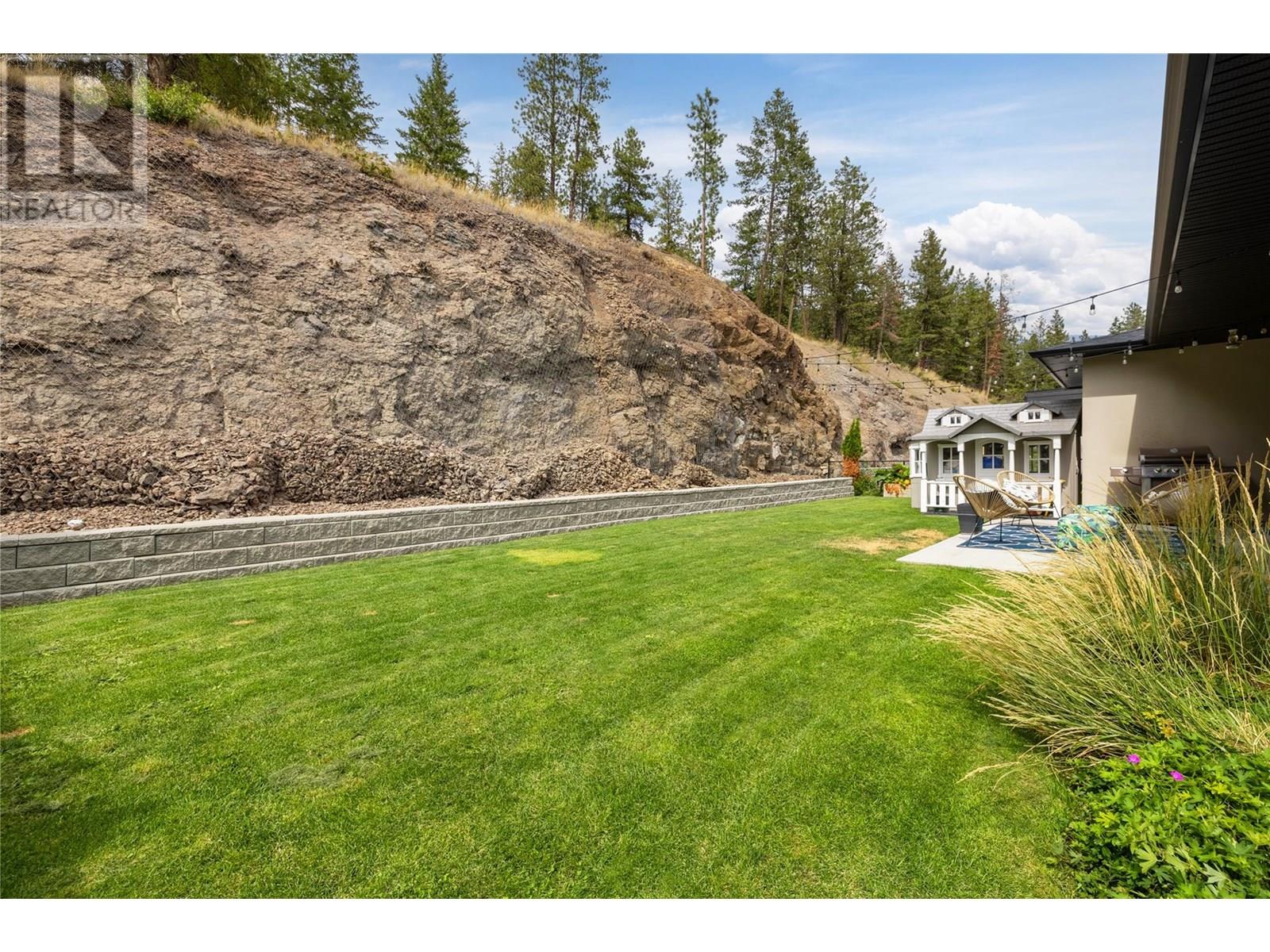  2558 Crown Crest Drive, West Kelowna