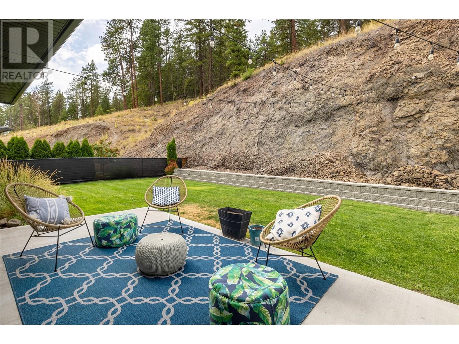  2558 Crown Crest Drive, West Kelowna
