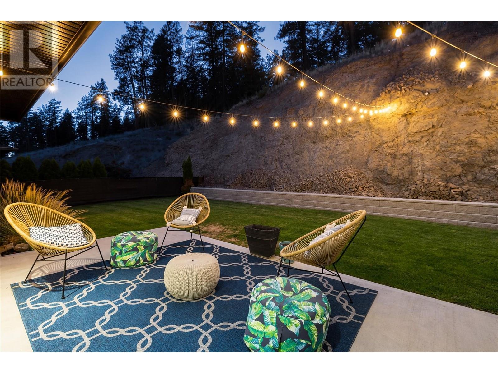  2558 Crown Crest Drive, West Kelowna