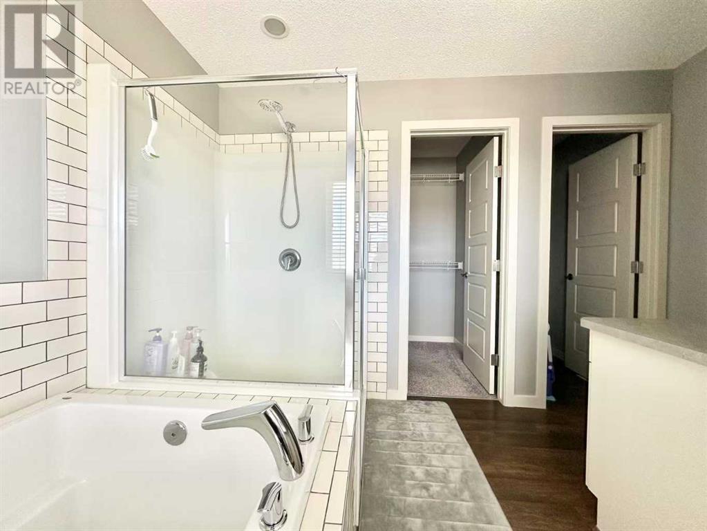 Single Family House for Sale in  Howse Manor NE Livingston Calgary 