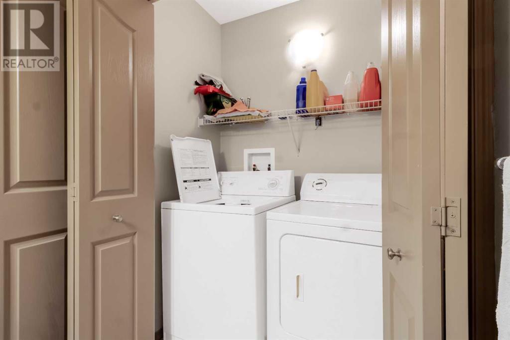 Single Family House for Sale in  New Brighton Drive SE New Brighton Calgary 