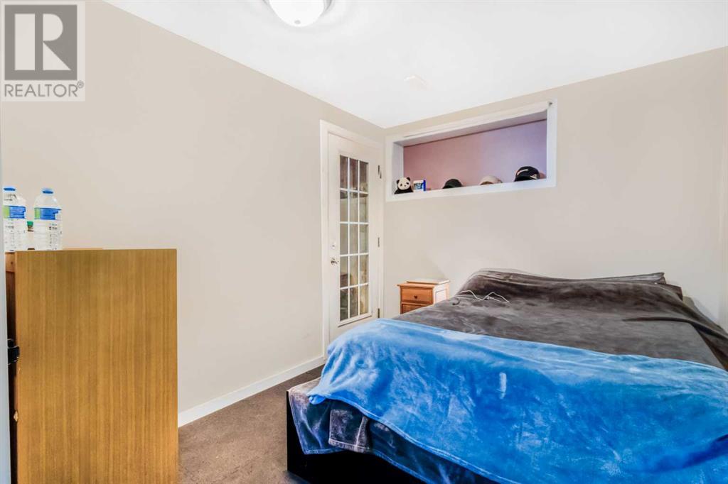 Single Family House for Sale in  New Brighton Drive SE New Brighton Calgary 