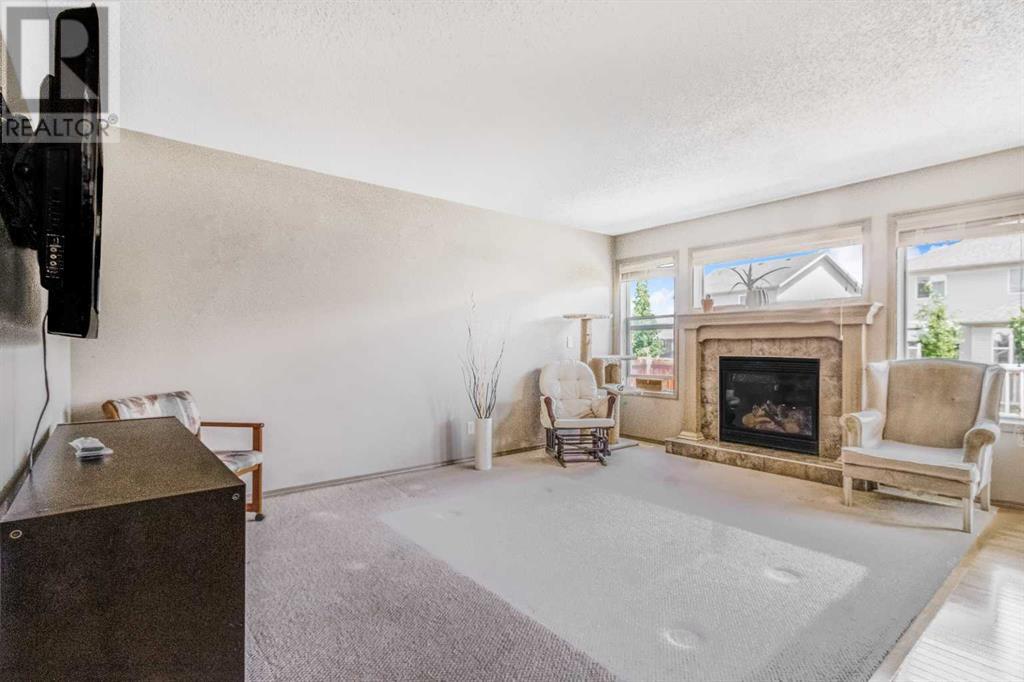 Single Family House for Sale in  New Brighton Drive SE New Brighton Calgary 