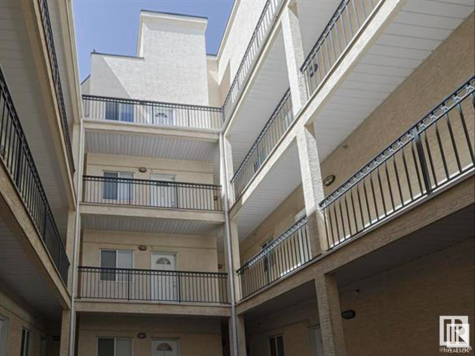 Photo 28 of 202 10707 102 Av Nw, Edmonton AB