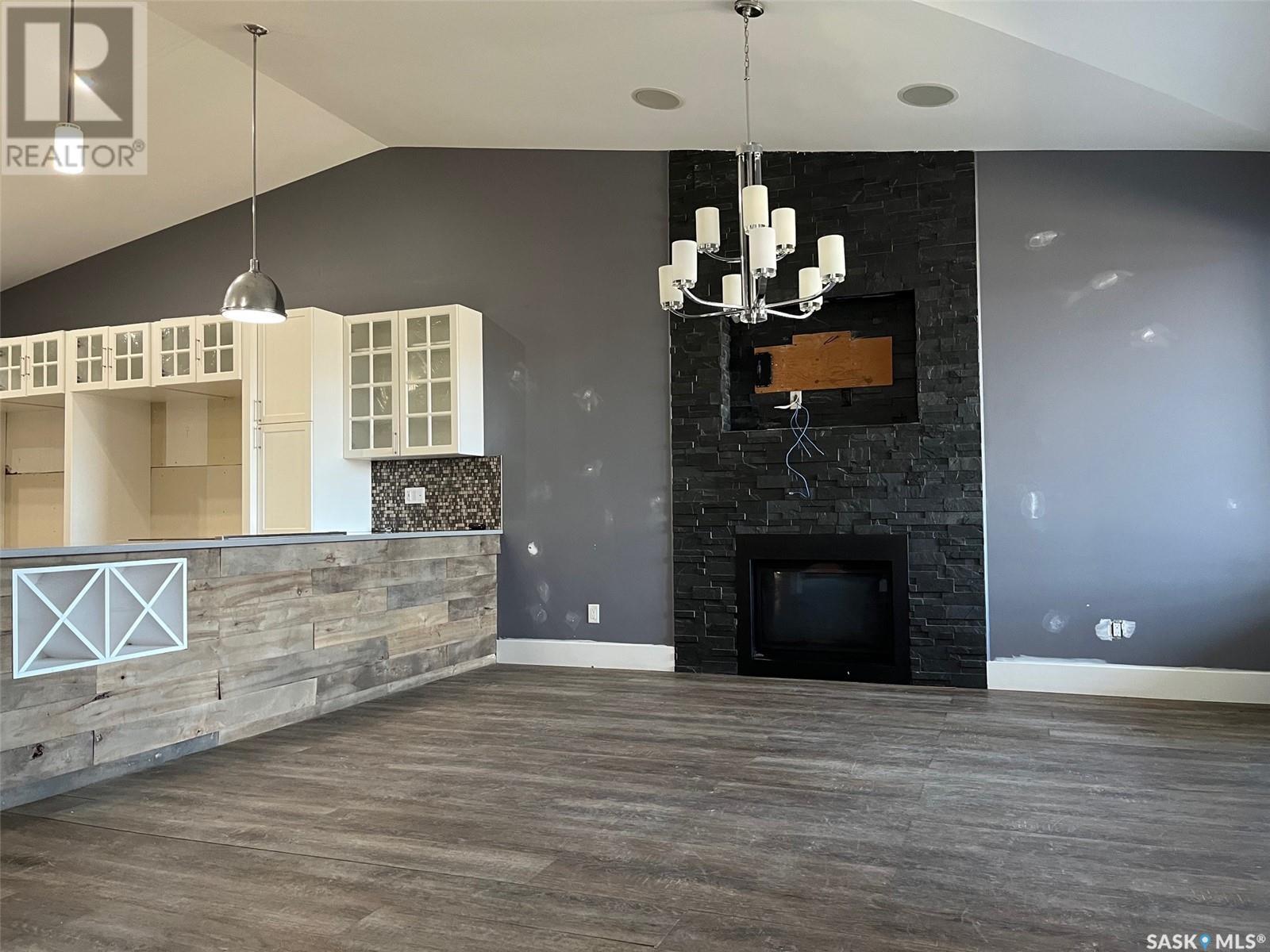 Single Family House 2 Level for Sale in  Jameson CRESCENT Regina 