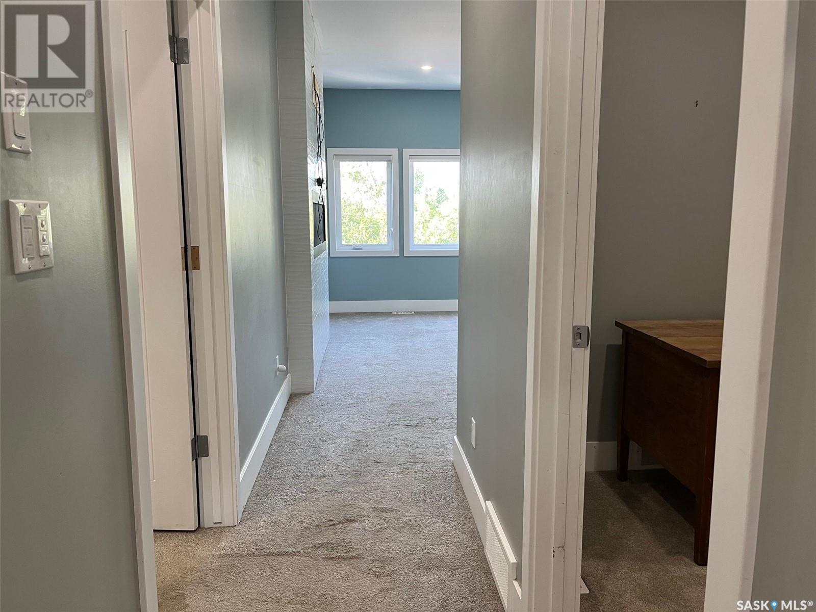 Single Family House 2 Level for Sale in  Jameson CRESCENT Regina 