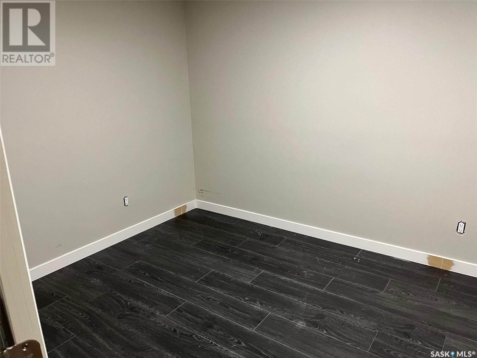 Single Family House 2 Level for Sale in  Jameson CRESCENT Regina 
