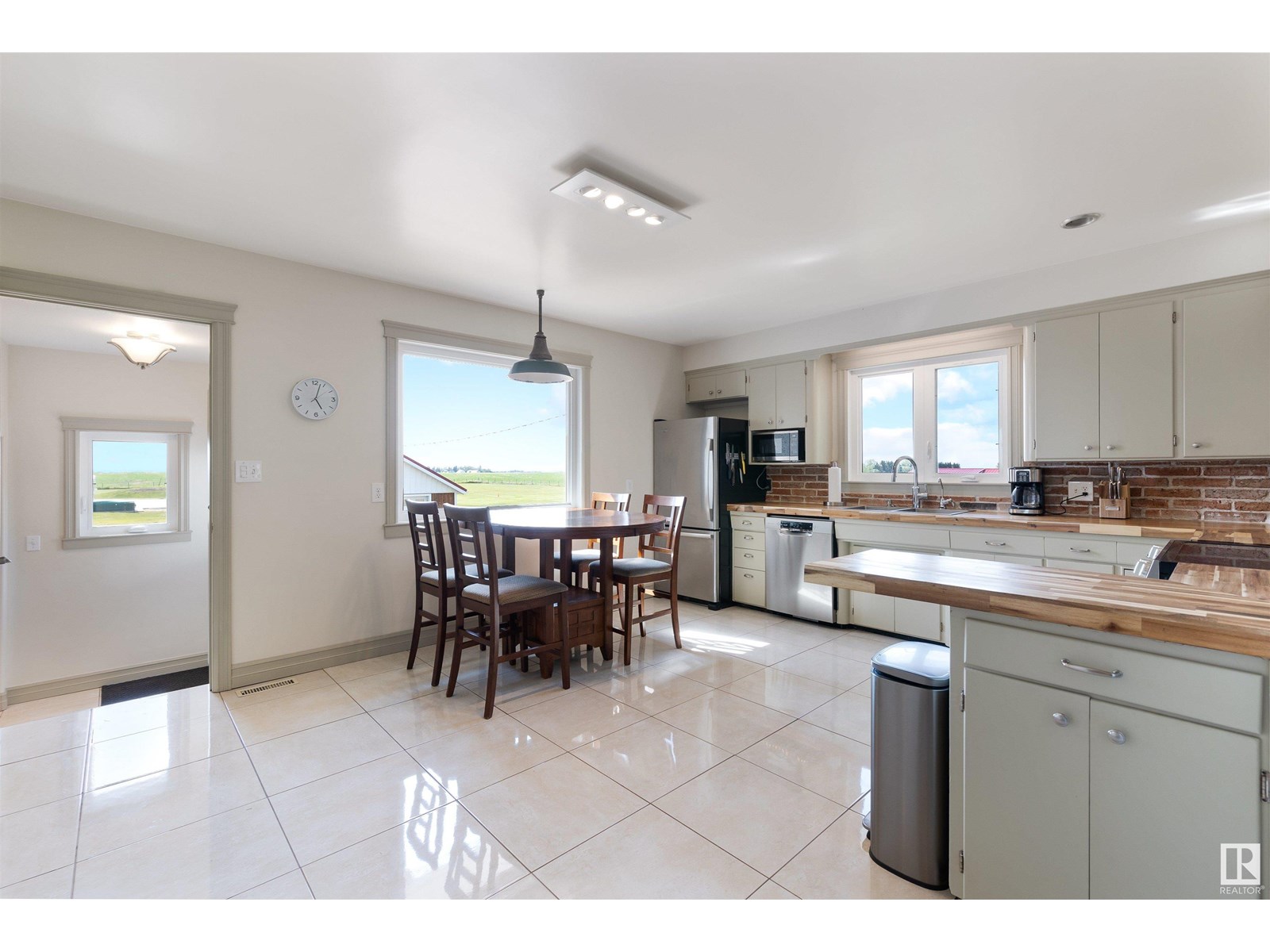 Photo 62 of 55360 Rge Road 205, Rural Strathcona County AB
