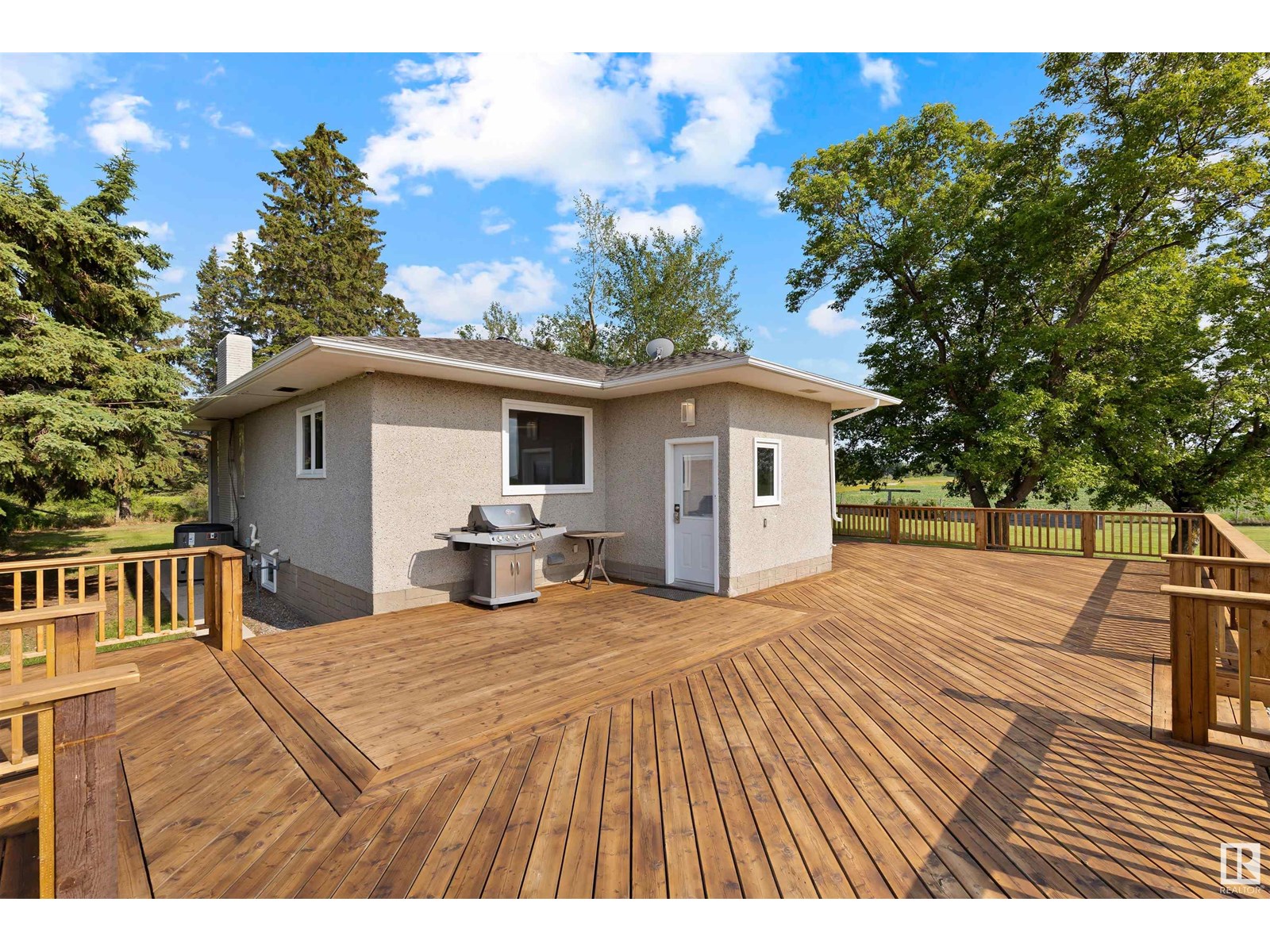 Photo 25 of 55360 Rge Road 205, Rural Strathcona County AB