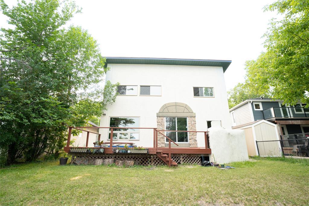 Photo 34 of 24 Riverside Drive, Winnipeg MB