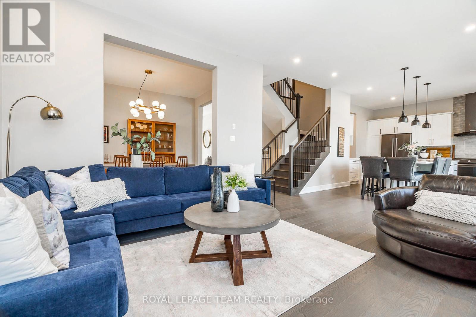 Photo 10 of 368 Trestle Street, Ottawa ON