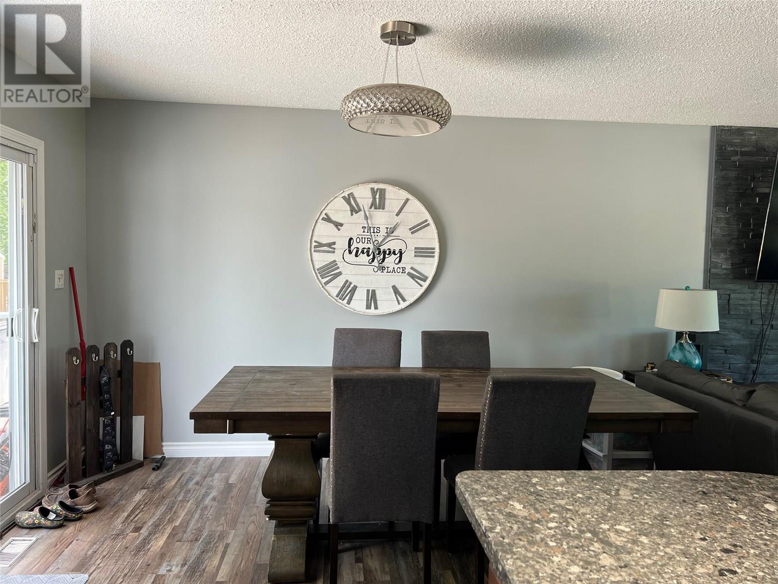 5118 43A Street NE, Chetwynd