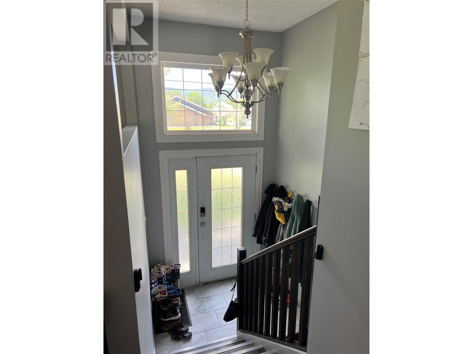 5118 43A Street NE, Chetwynd
