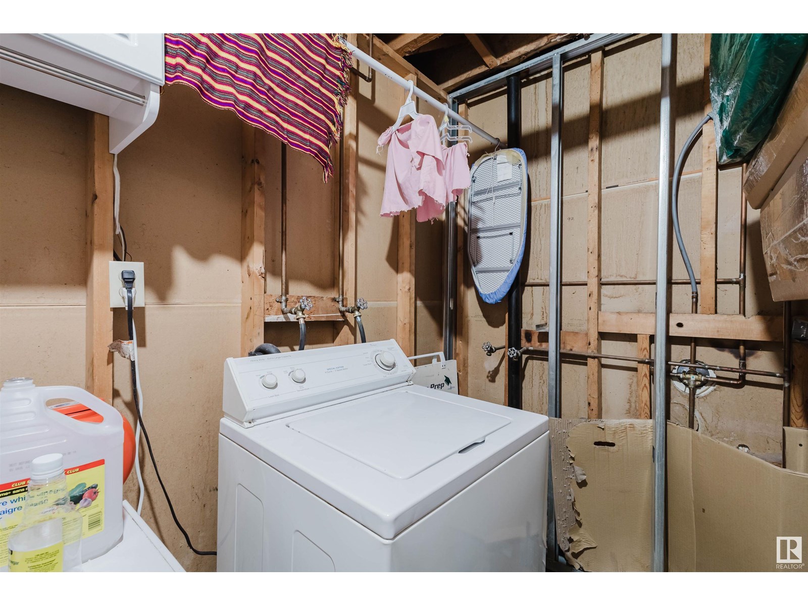 Photo 18 of 10112 86 Av Nw, Edmonton AB