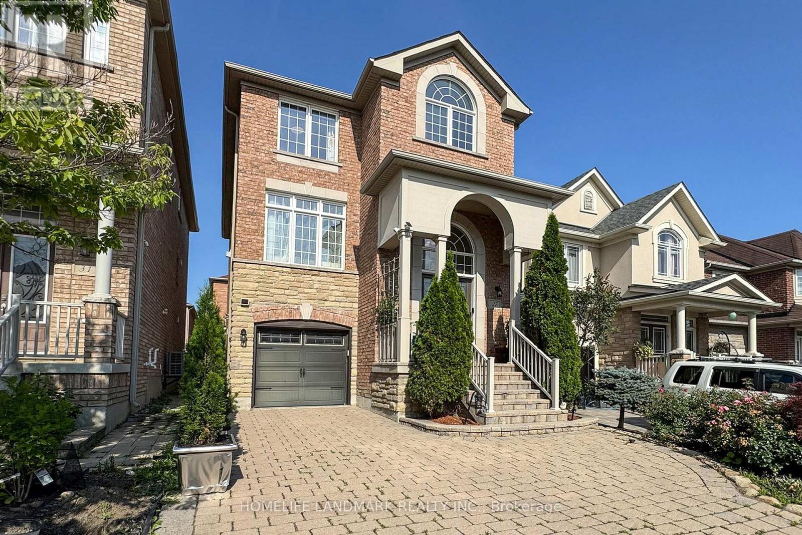 Single Family House for Sale in  GAMLA ROAD Vaughan (Patterson) 