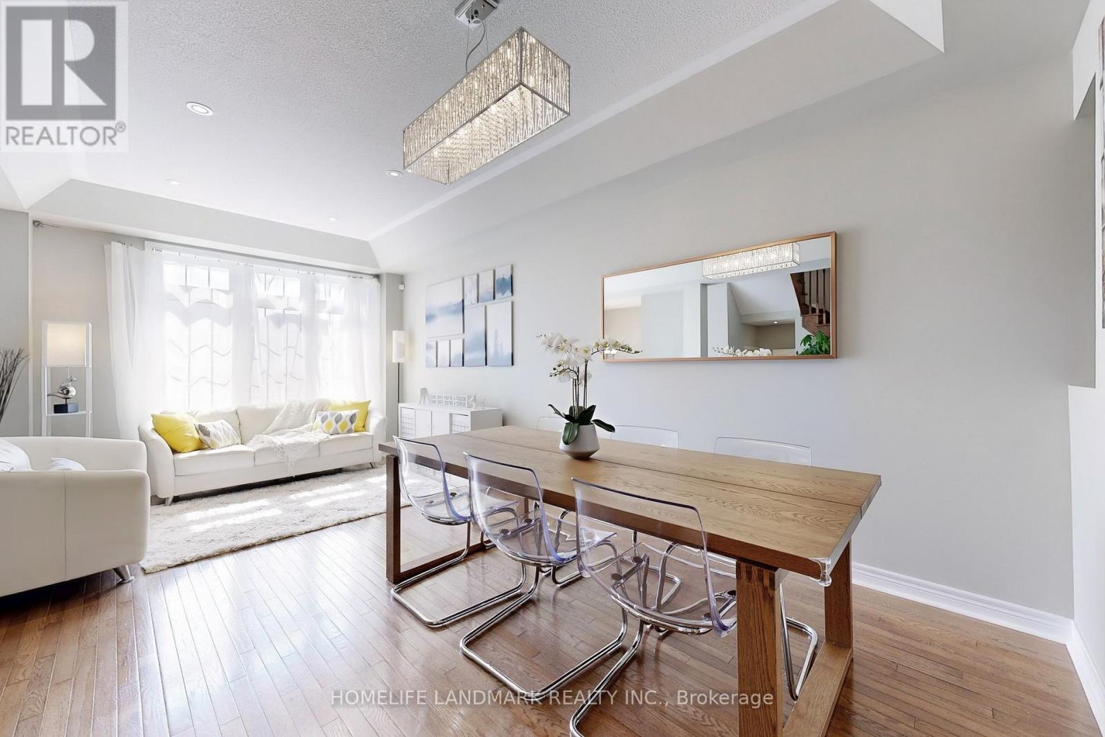 Single Family House for Sale in  GAMLA ROAD Vaughan (Patterson) 