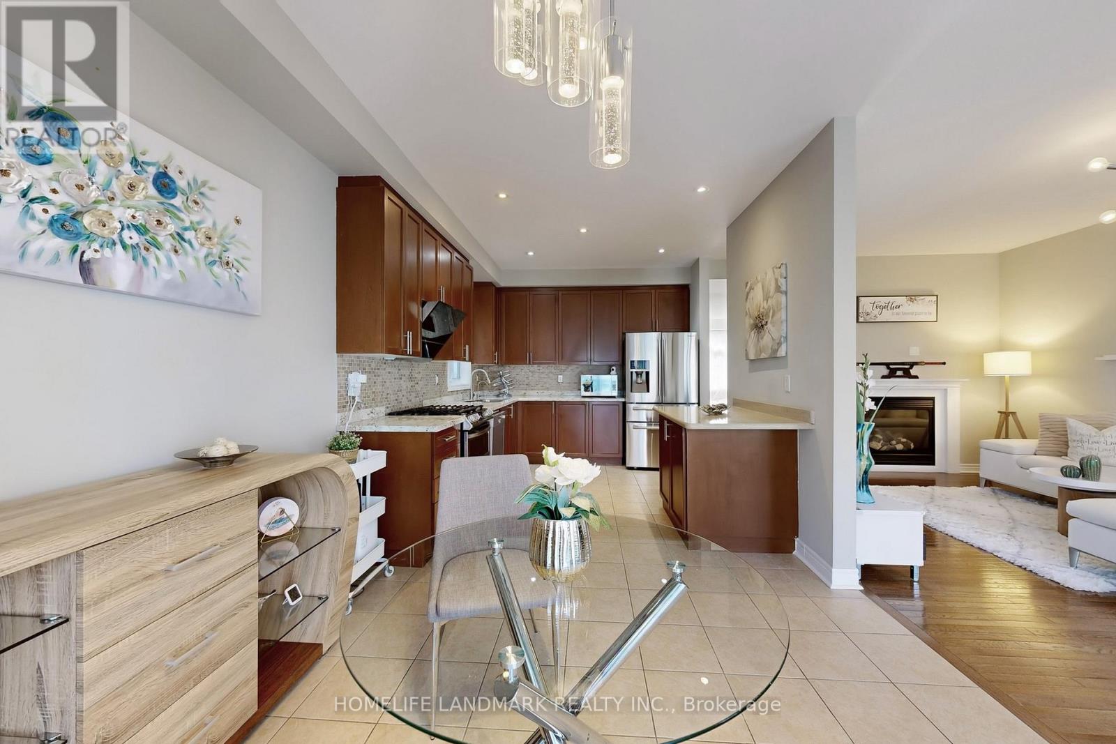 Single Family House for Sale in  GAMLA ROAD Vaughan (Patterson) 