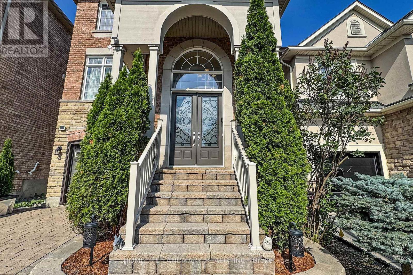 Single Family House for Sale in  GAMLA ROAD Vaughan (Patterson) 