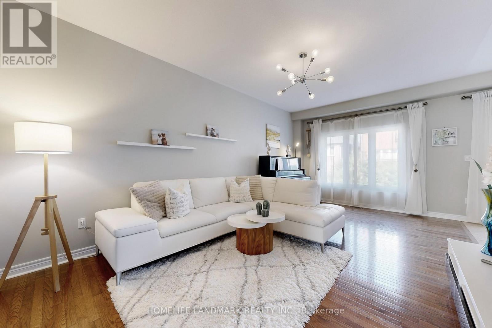 Single Family House for Sale in  GAMLA ROAD Vaughan (Patterson) 