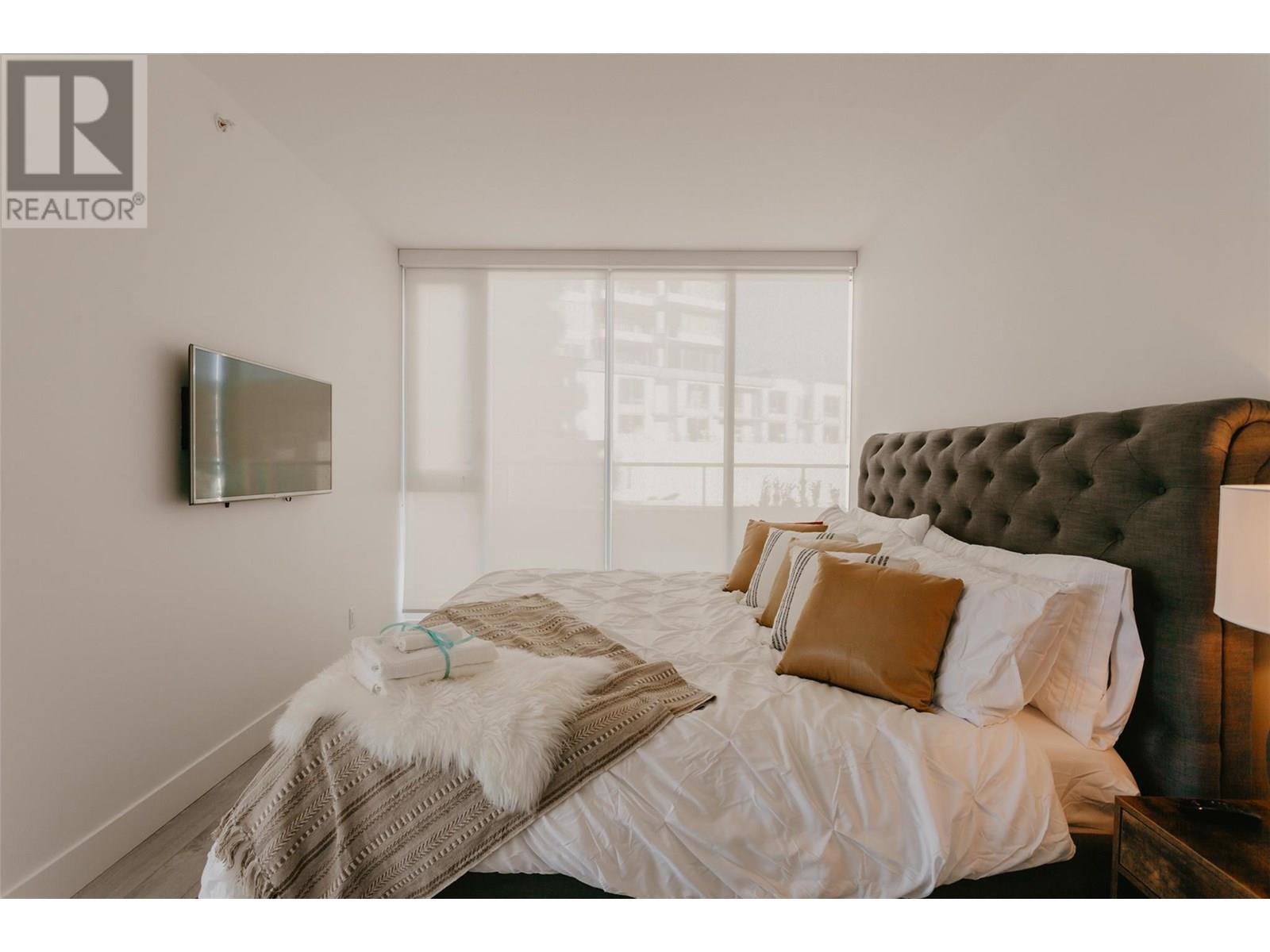 Photo 7 of 1232 Ellis Street Unit 403, Kelowna BC
