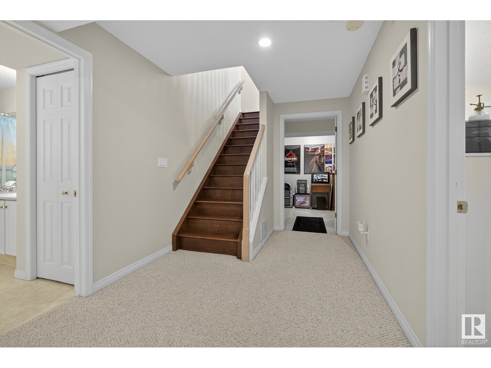138 RABBIT HILL CO NW - Image 32
