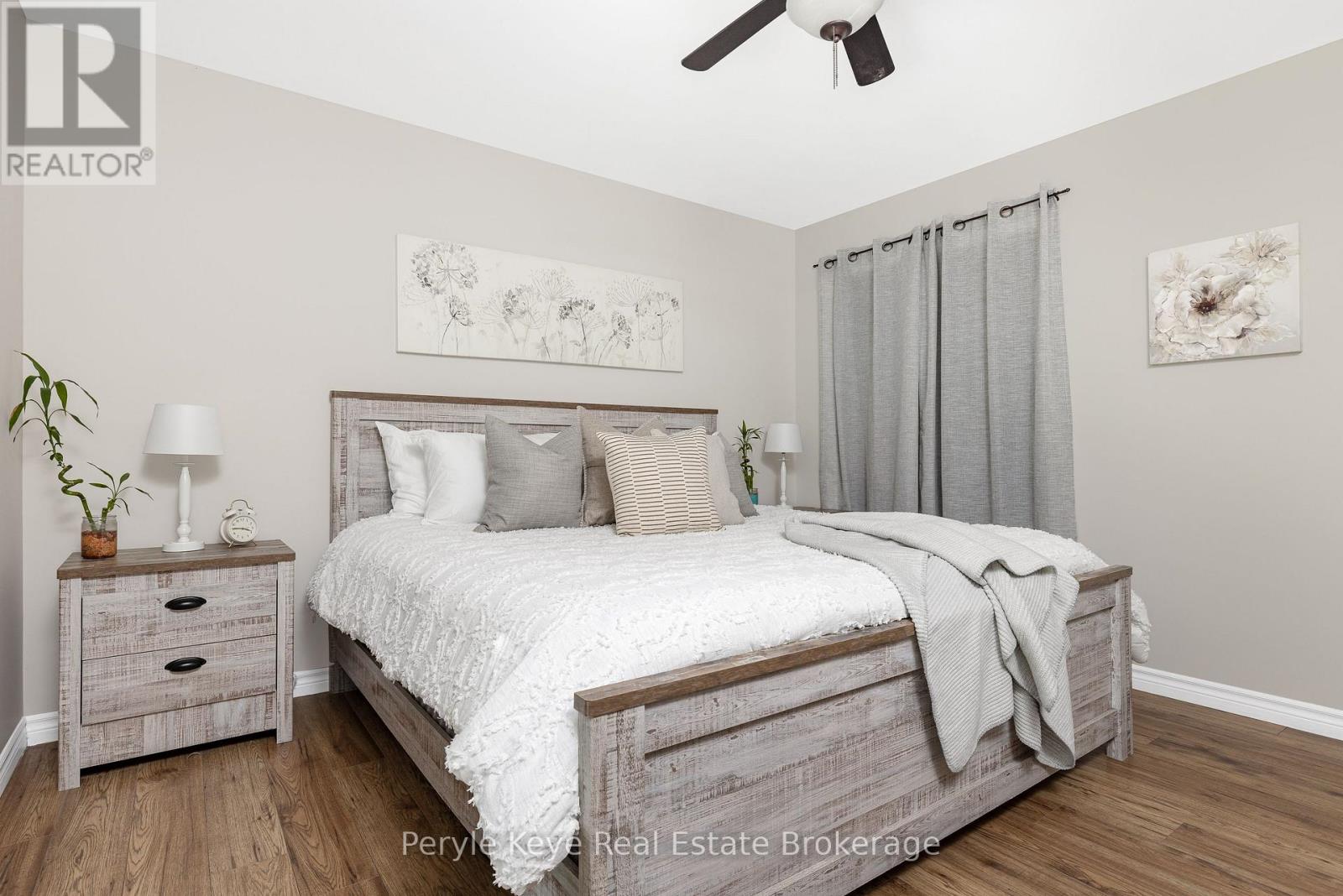 Photo 43 of 820 Manitoba Street, Bracebridge ON
