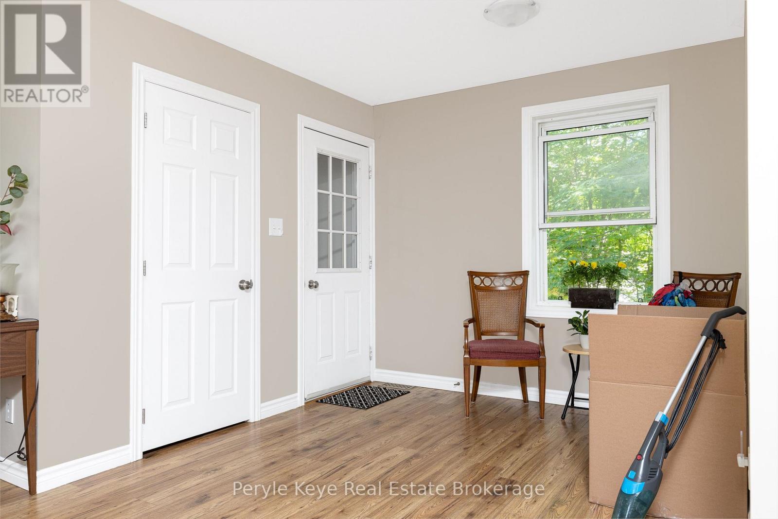 Photo 46 of 820 Manitoba Street, Bracebridge ON