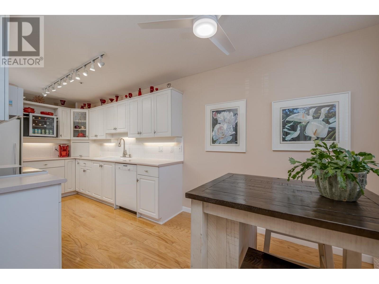 #109N-1100 56 Street, Delta