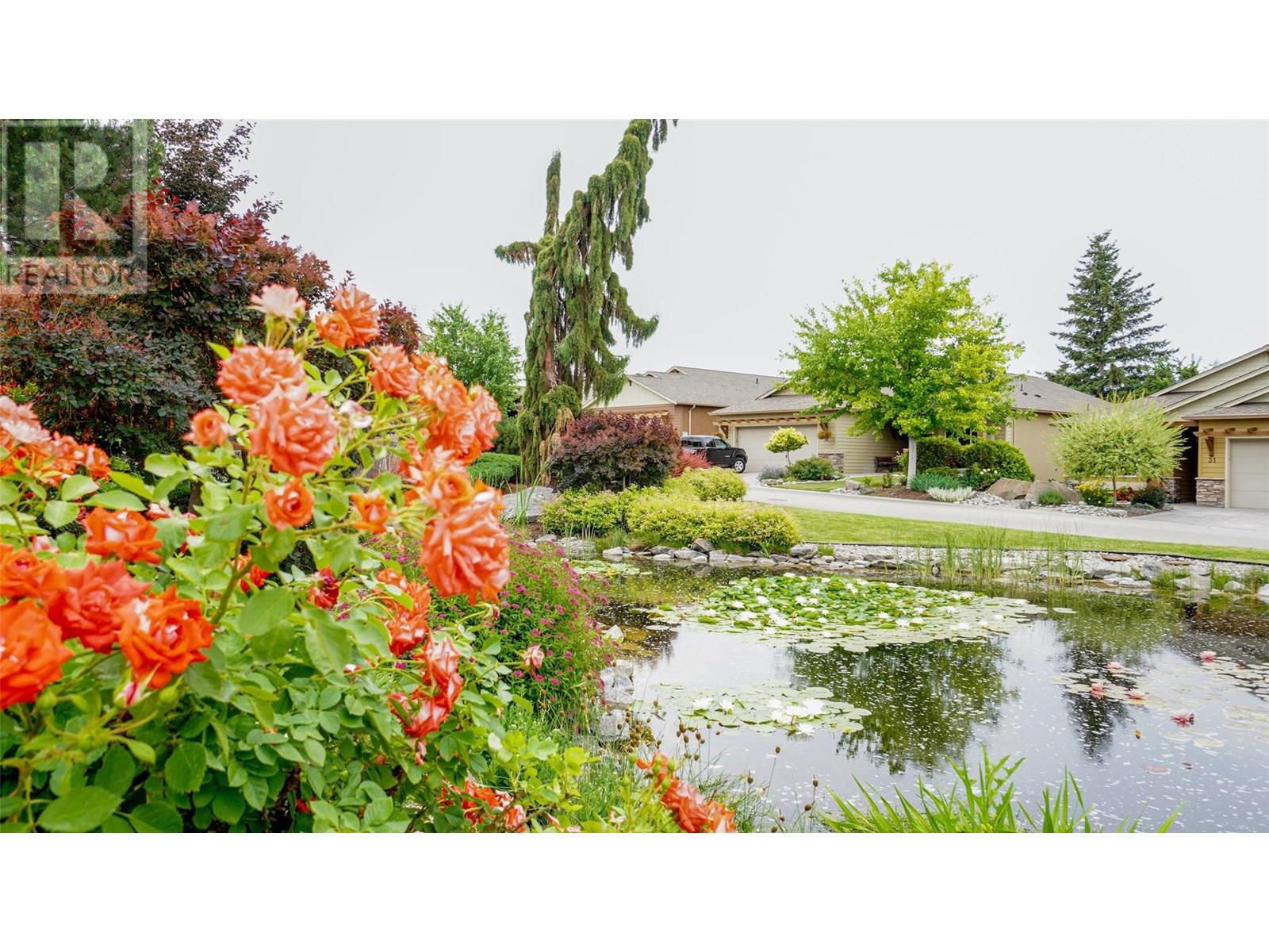 24 6833 MEADOWS Drive, Oliver