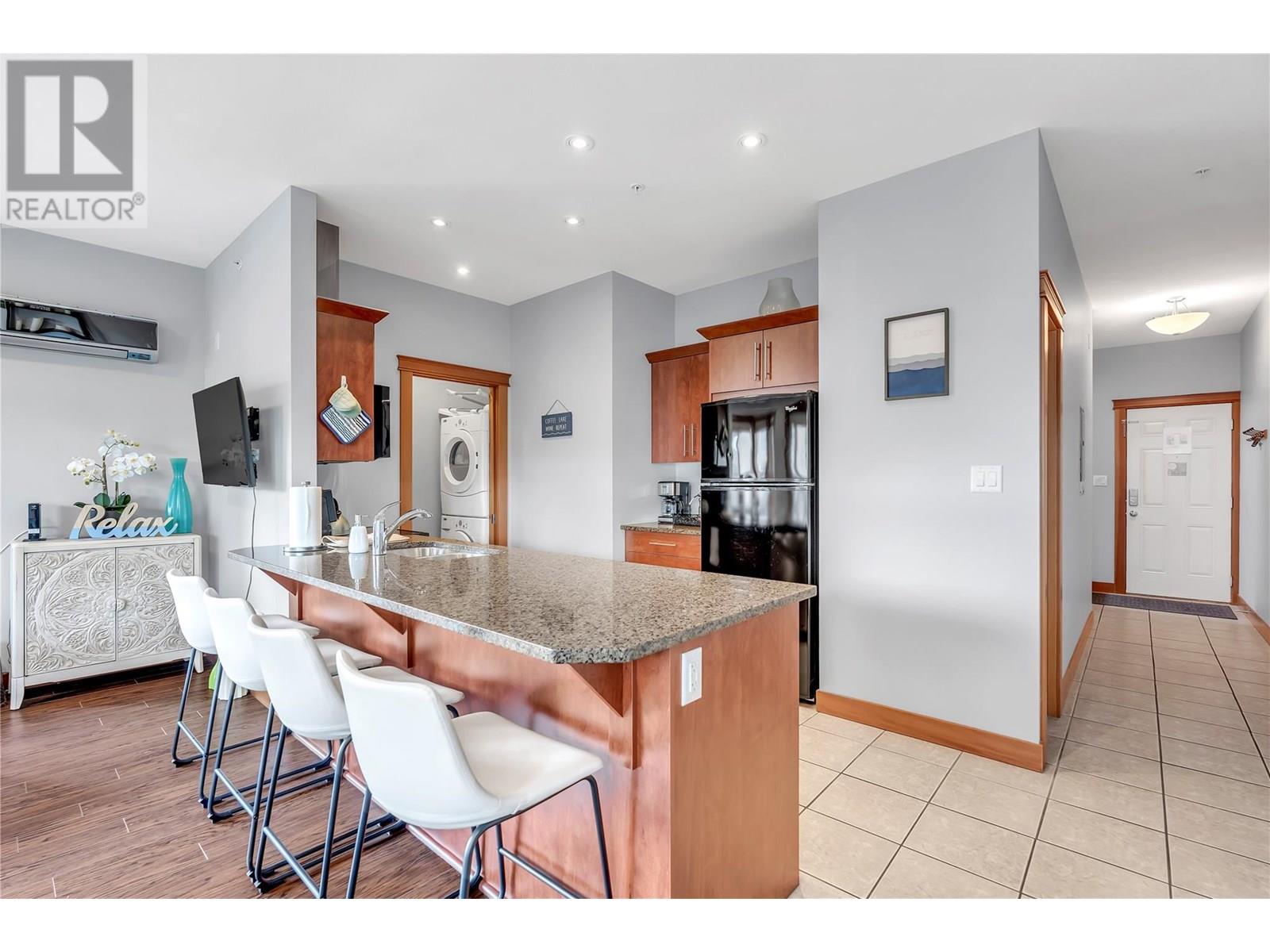 93 Winnipeg Street Unit# 301, Penticton