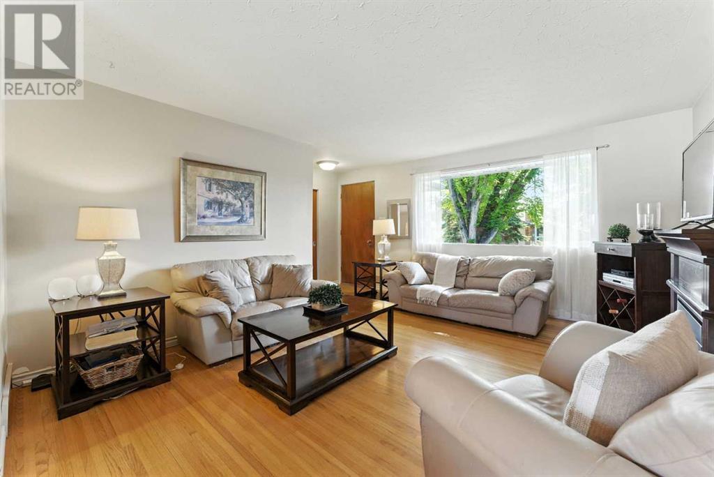 Single Family House Bungalow for Sale in  Butler Crescent NW Brentwood Calgary 