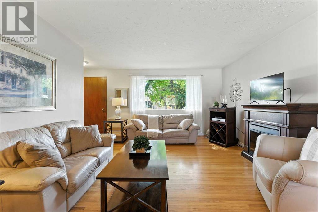Single Family House Bungalow for Sale in  Butler Crescent NW Brentwood Calgary 