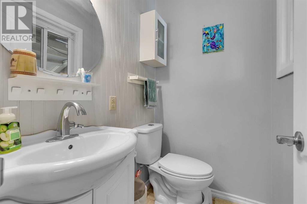 Single Family House Bungalow for Sale in  Brantford Drive NW Brentwood Calgary 