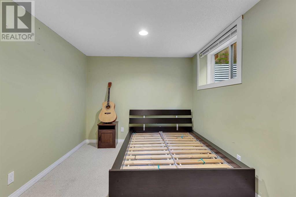 Single Family House Bungalow for Sale in  Brantford Drive NW Brentwood Calgary 